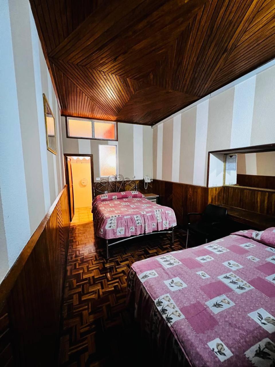 Hotel Metropolitano Loja Værelse billede