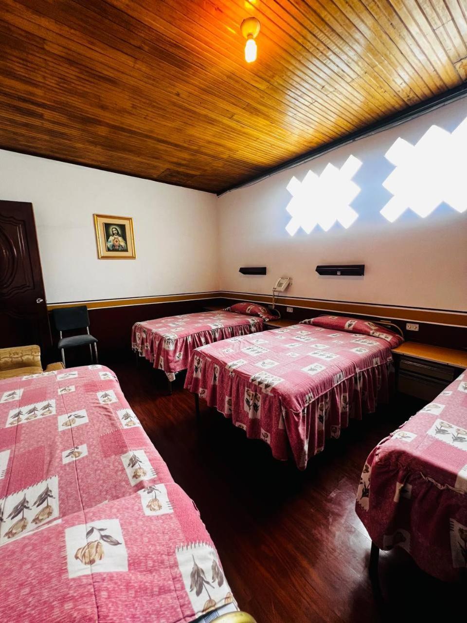 Hotel Metropolitano Loja Værelse billede