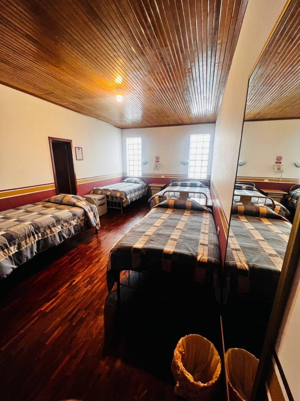 Hotel Metropolitano Loja Værelse billede